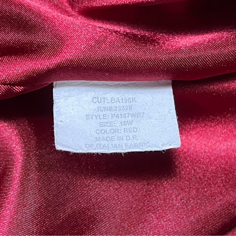 Pendleton Red Pea Coat with Hood and Double-Breasted Design - Picture 9 of 15